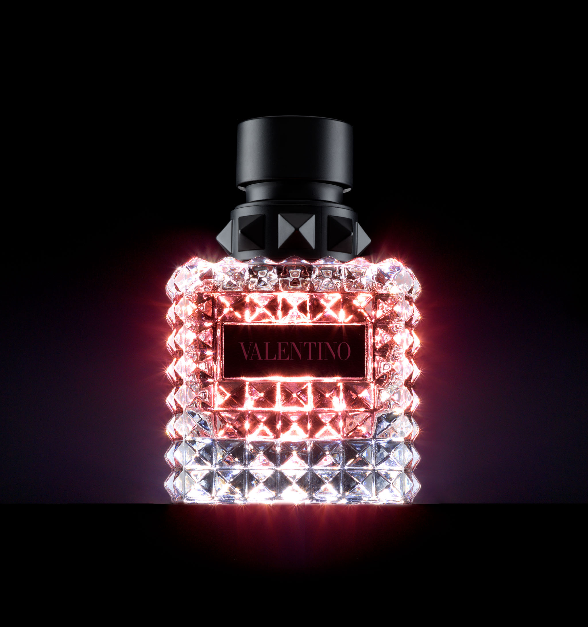 Product photo of Valentino Perfume